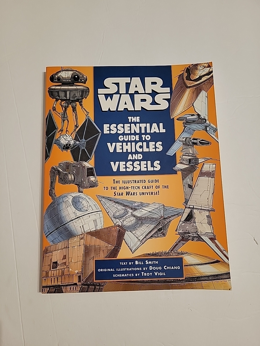 Star Wars The Essential Guide to Vehicles and Vessels - Orange Cover